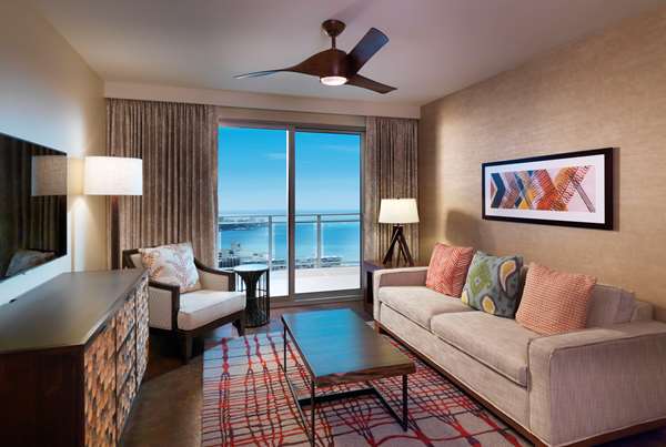  - Grand Islander Hotel by Hilton Grand Vacations Honolulu