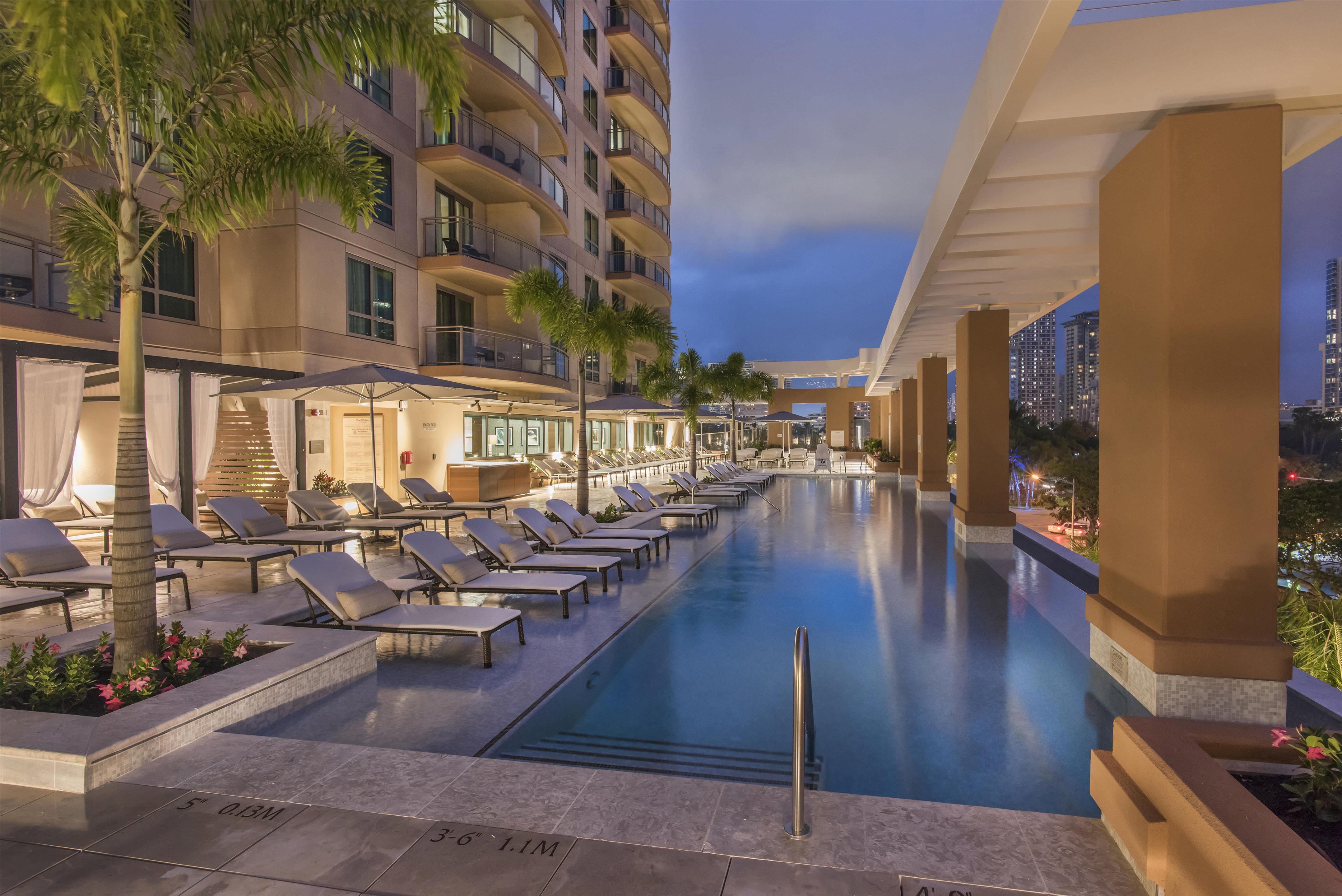 Pool | Hilton Grand Vac Club The Grand Islander Waikiki Honolulu