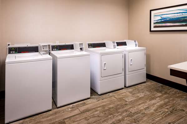  - Hampton Inn & Suites Olympia - I-5, Exit 108