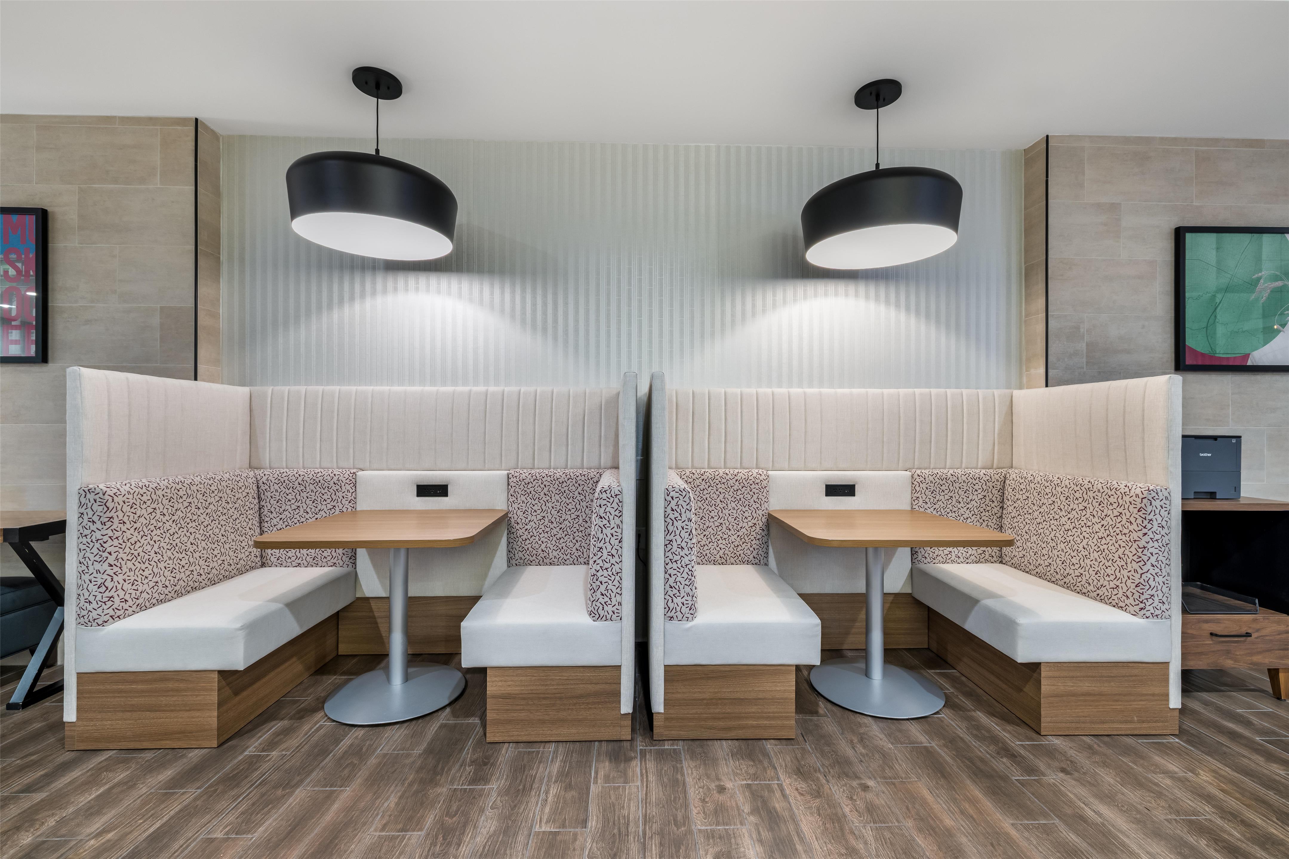 Breakfast Area | Home2 Suites by Hilton Muskogee