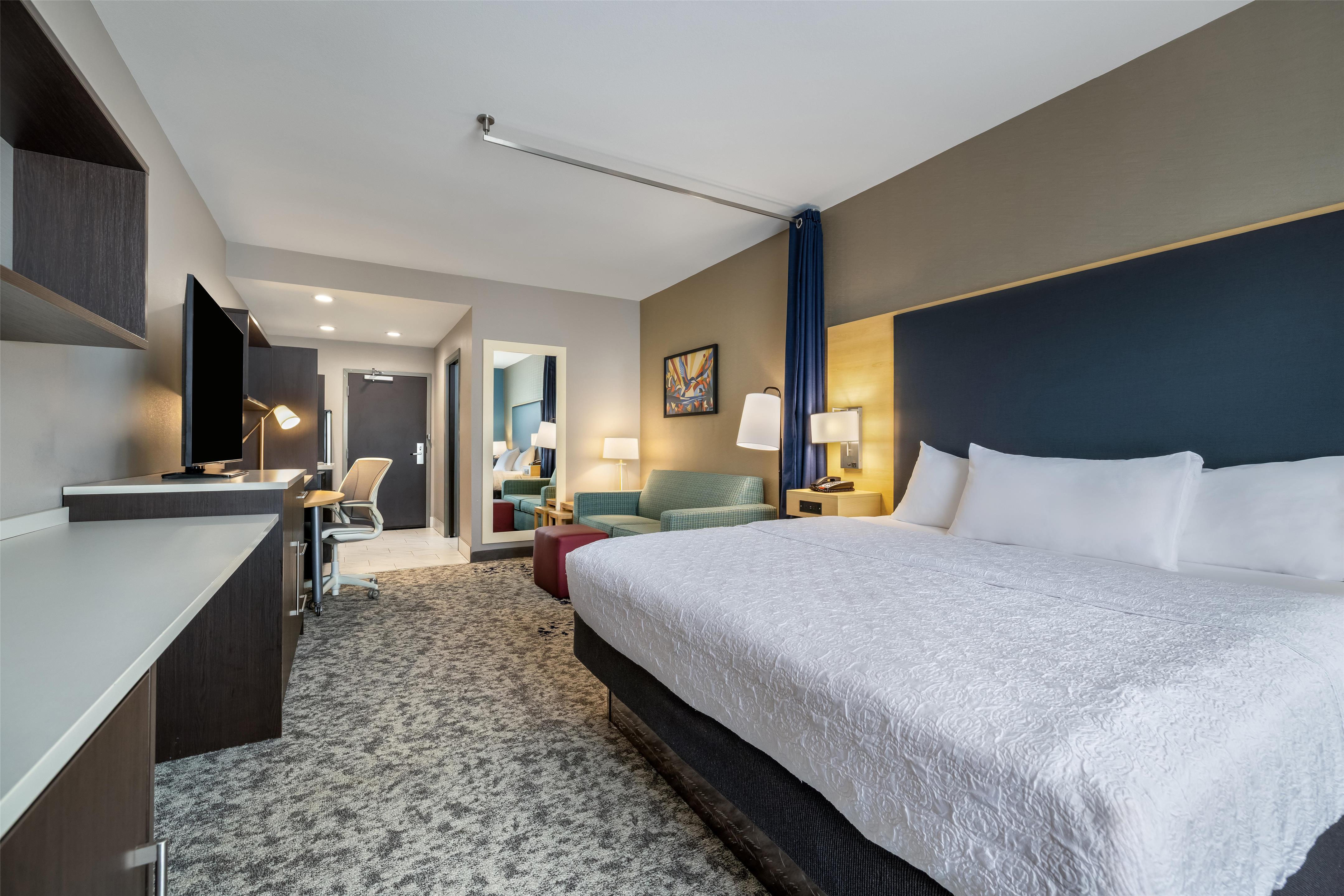 Guest room