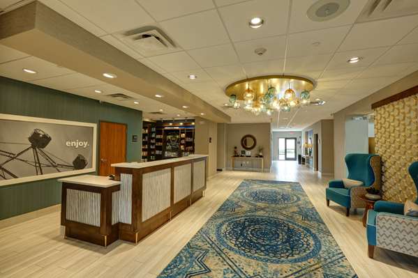  - Hampton Inn & Suites Busch Gardens Tampa