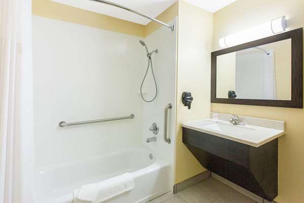  - Days Inn Miami - I-44, Exit 313