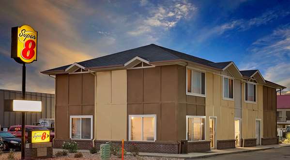 Exterior view - Super 8 Motel Central Denver - I-25, Exit 215