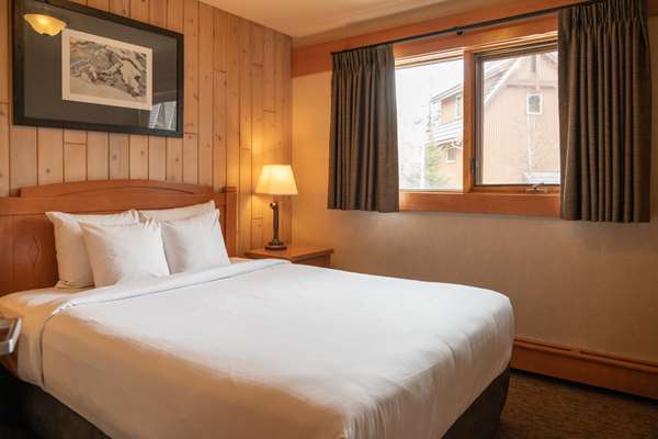  - Hidden Ridge Resort Banff