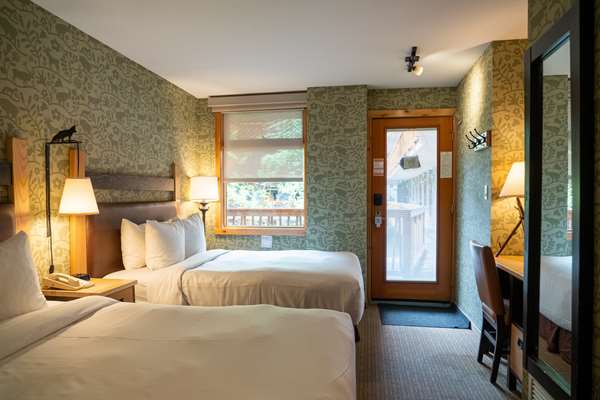  - Fox Hotel & Suites Banff