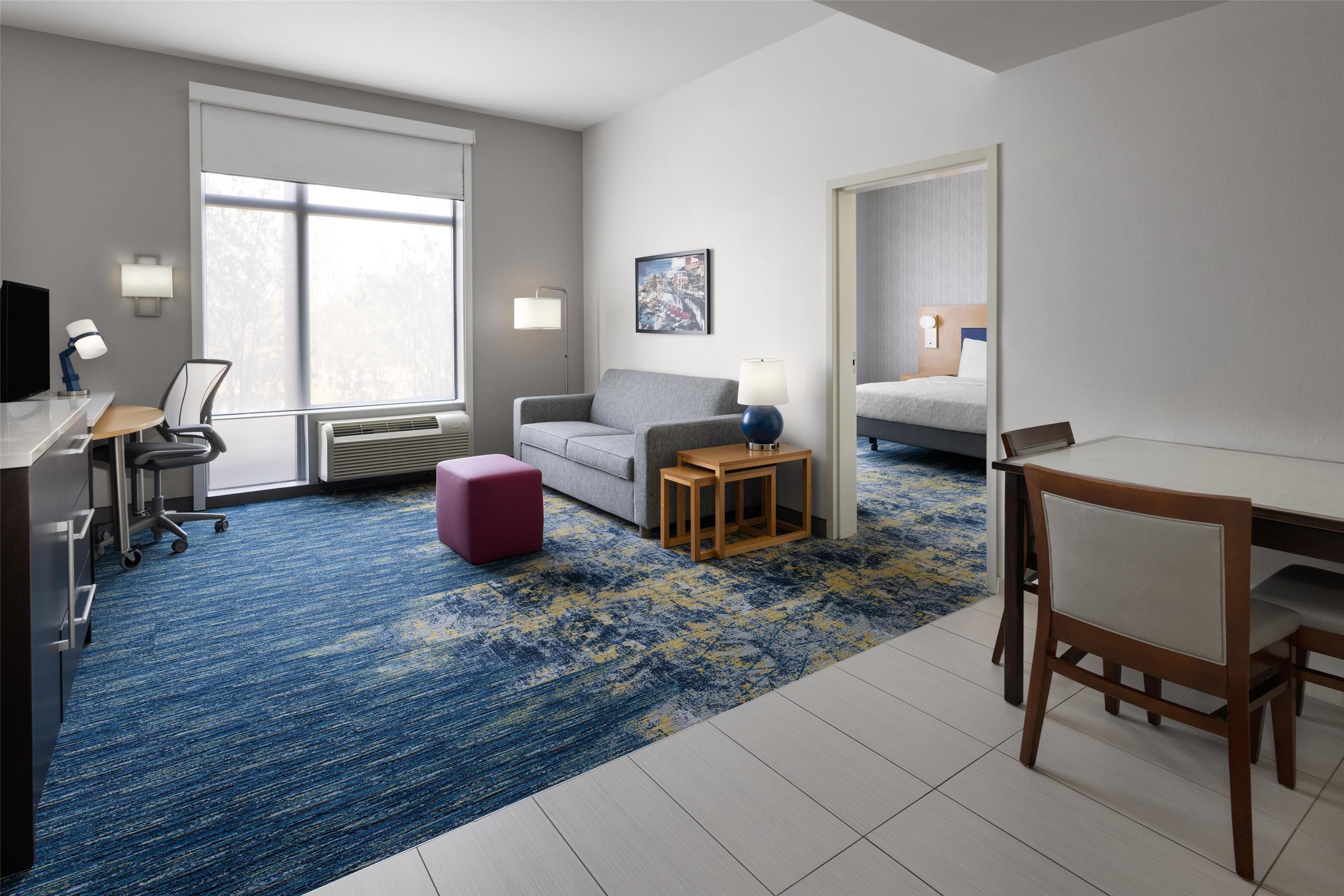 Guest room