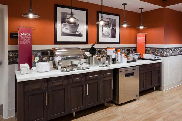 Amenities - Hampton Inn Roseville