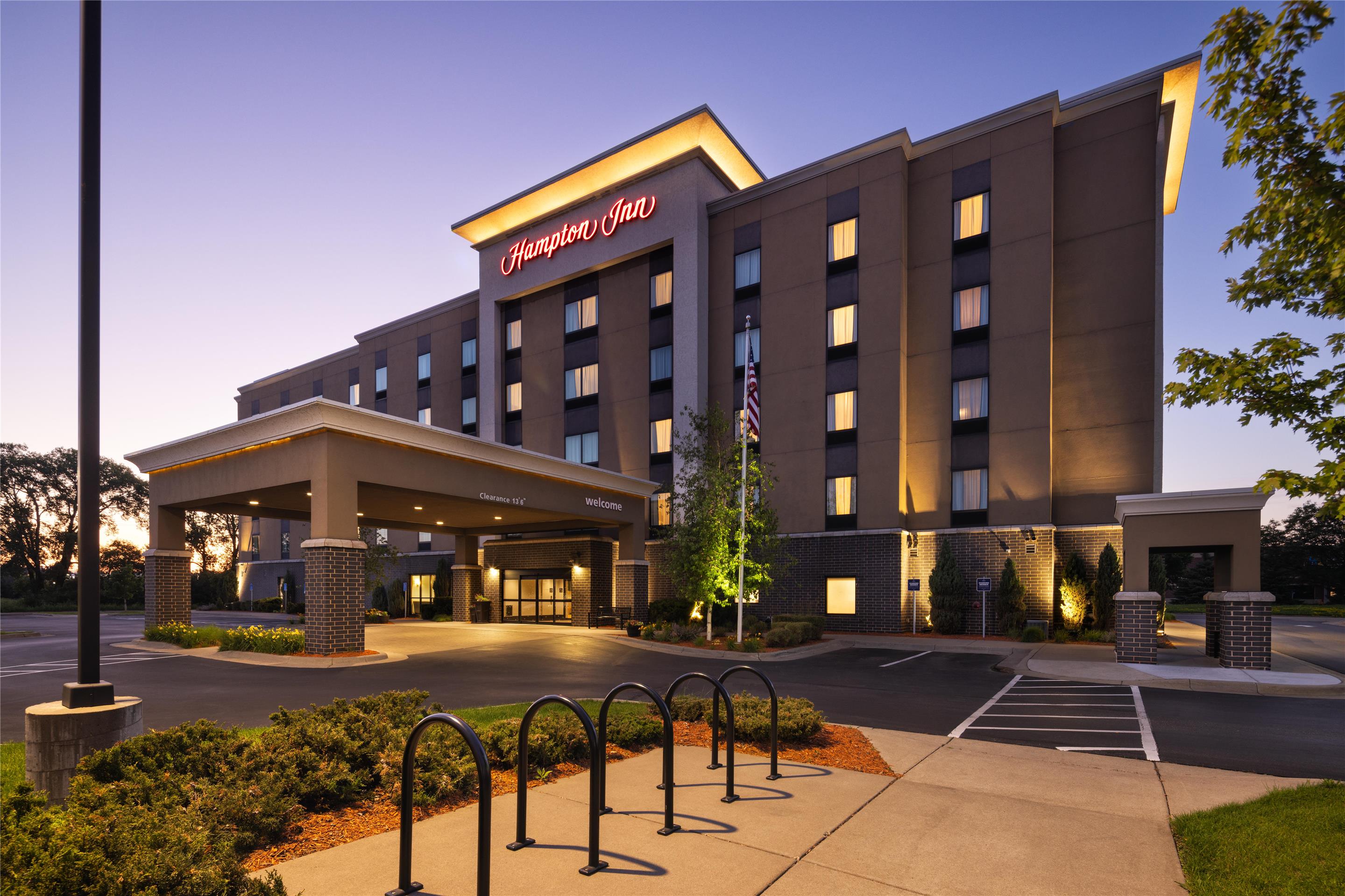 Exterior | Hampton Inn Minneapolis-Roseville