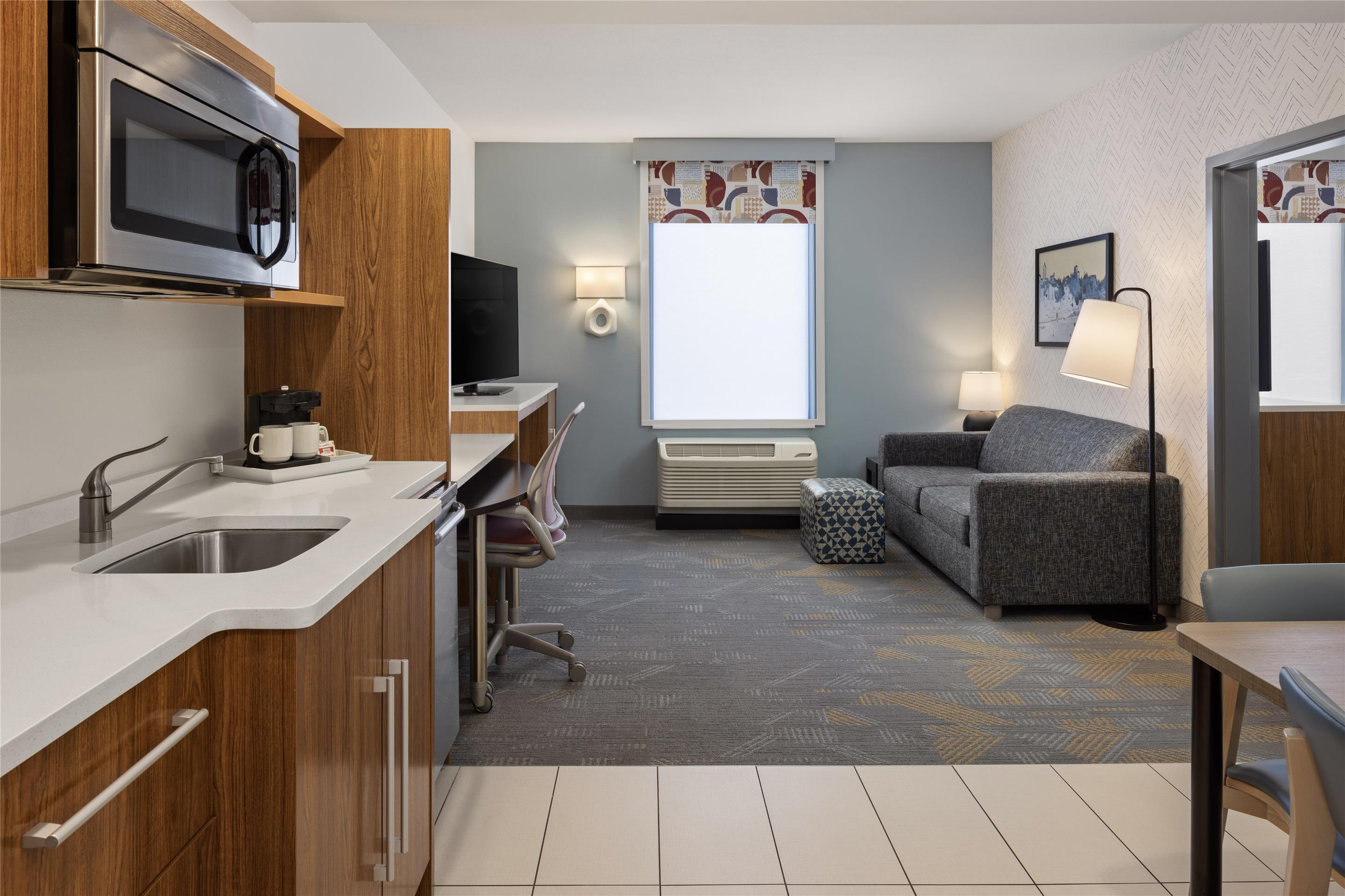 Guest room