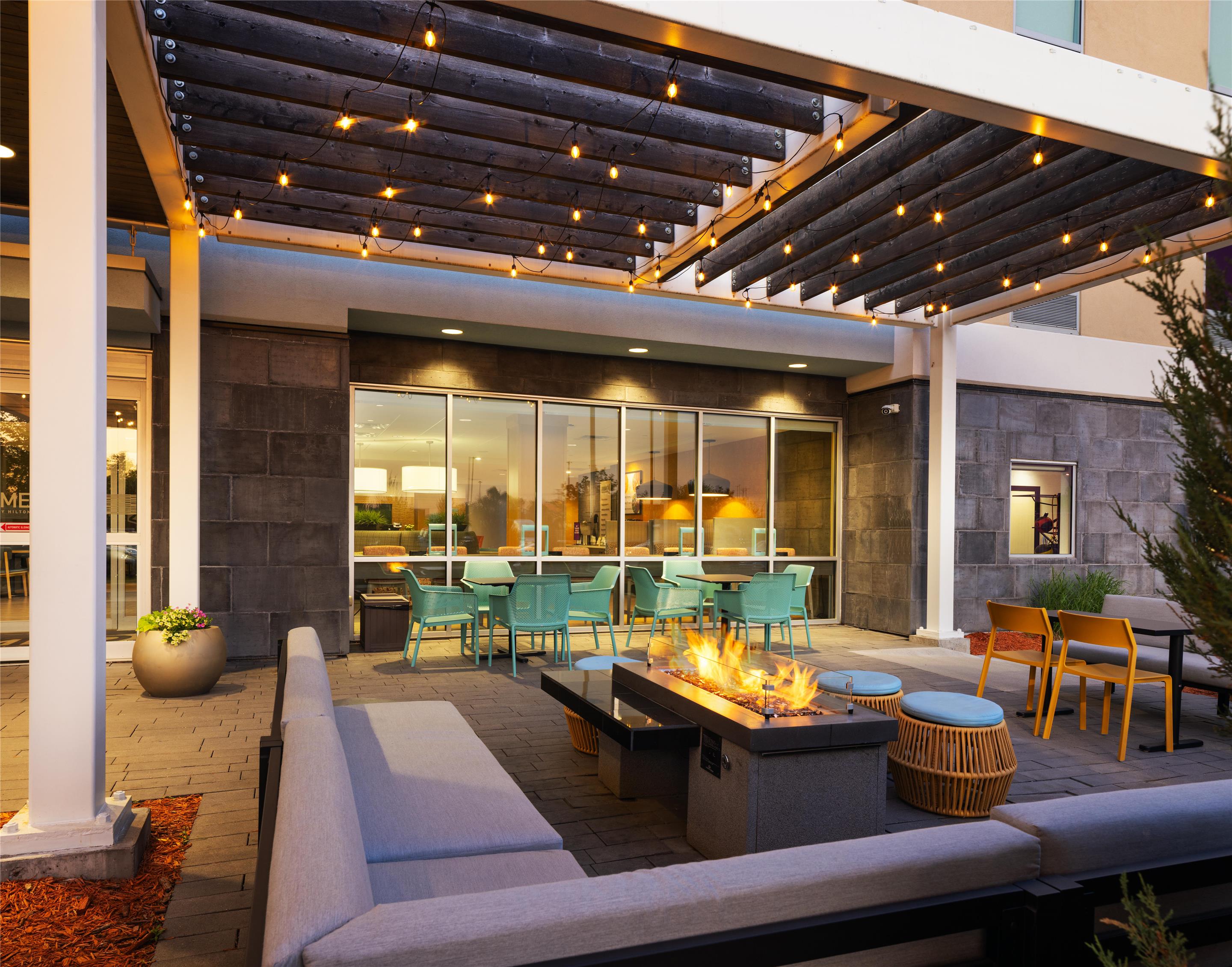 Exterior | Home2 Suites by Hilton Roseville Minneapolis