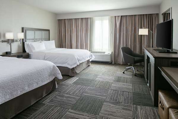  - Hampton Inn Hudson - I-94, Exit 2