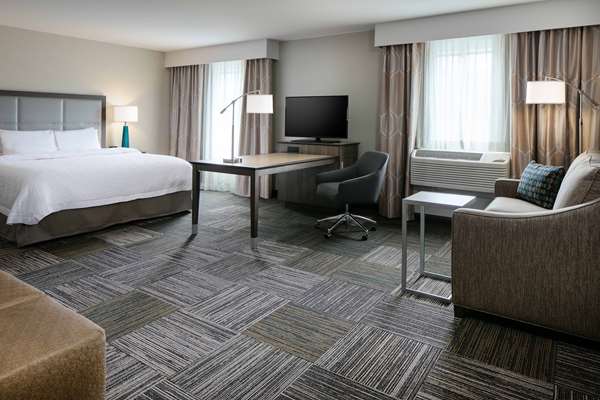  - Hampton Inn Hudson - I-94, Exit 2
