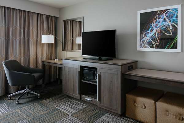  - Hampton Inn Hudson - I-94, Exit 2