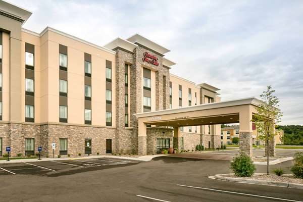 Exterior view - Hampton Inn Hudson - I-94, Exit 2