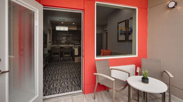  - Best Western Plus Executive Residency Baytown - I-10, Exit 791