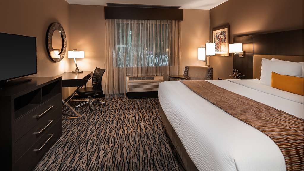 Best Western Plus Executive Residency Baytown-guestroom-Guest Room,On-Site.jpg