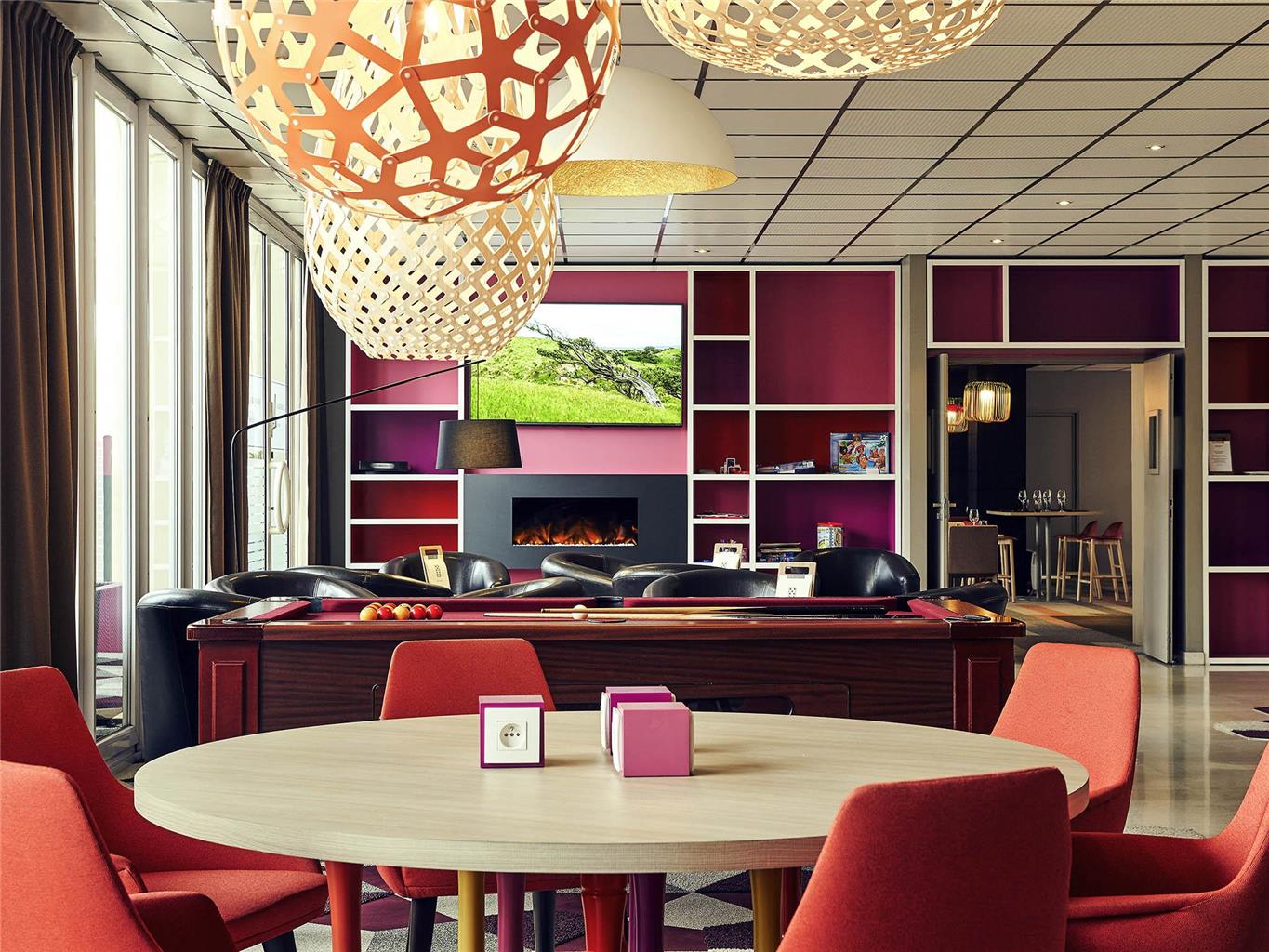 Mercure MLV Bussy St Georges