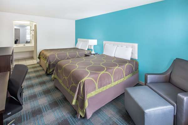  - Howard Johnson Hotel Vicksburg - I-20, Exit 1C