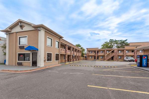Exterior view - Travelodge South Hackensack