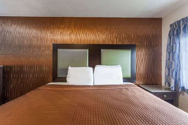  - Travelodge South Hackensack