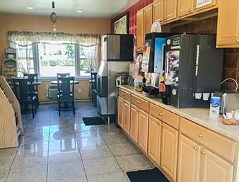 Restaurant - Travelodge Bay Shore