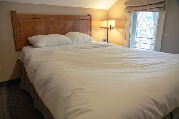  - Banff Rocky Mountain Resort