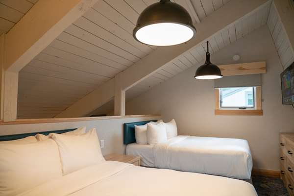  - Tunnel Mountain Resort Banff