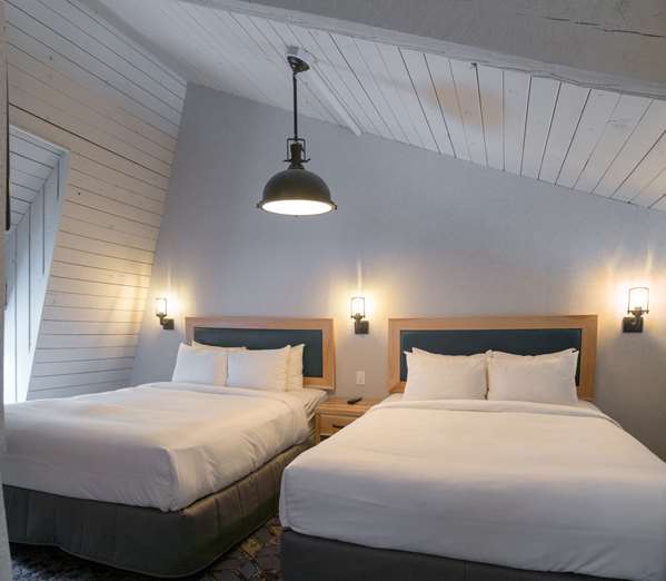  - Tunnel Mountain Resort Banff