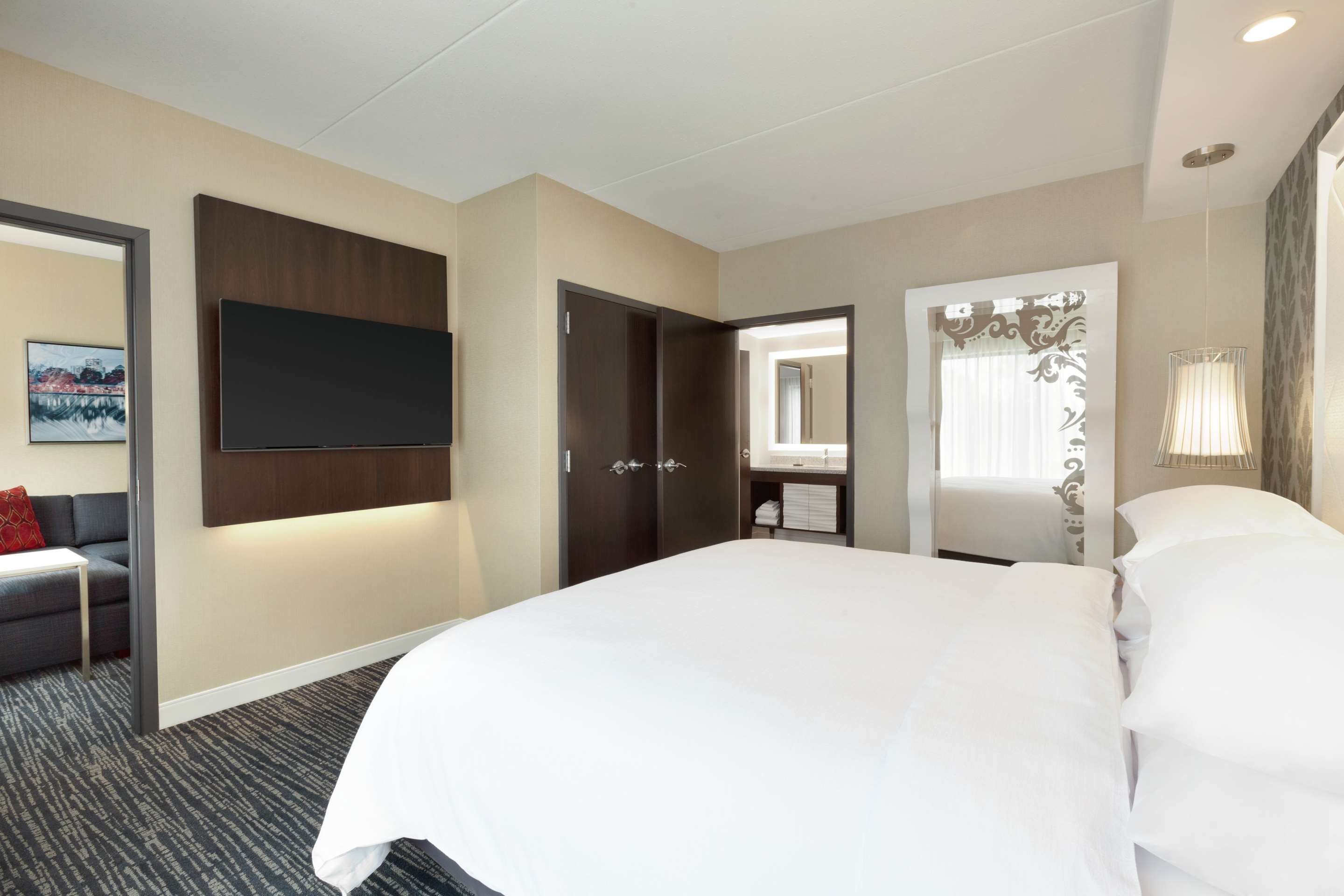 Guest room amenity