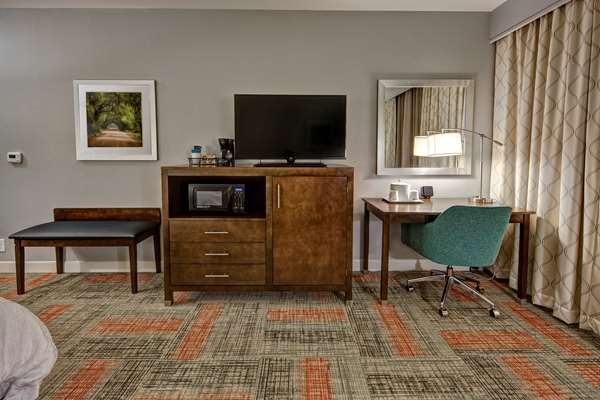  - Hampton Inn Summerville - I-26, Exit 199A