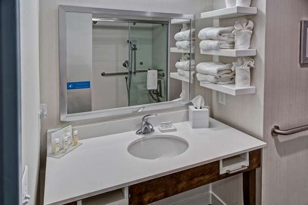  - Hampton Inn Summerville - I-26, Exit 199A