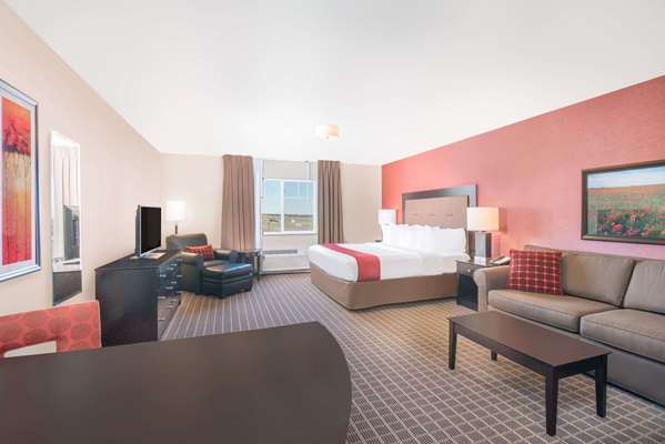 Suite - Hawthorn Suites by Wyndham Dickinson - I-94, Exit 59