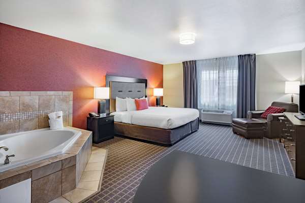 Suite - Hawthorn Suites by Wyndham Dickinson - I-94, Exit 59