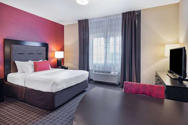 Suite - Hawthorn Suites by Wyndham Dickinson - I-94, Exit 59