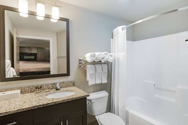Suite - Hawthorn Suites by Wyndham Dickinson - I-94, Exit 59