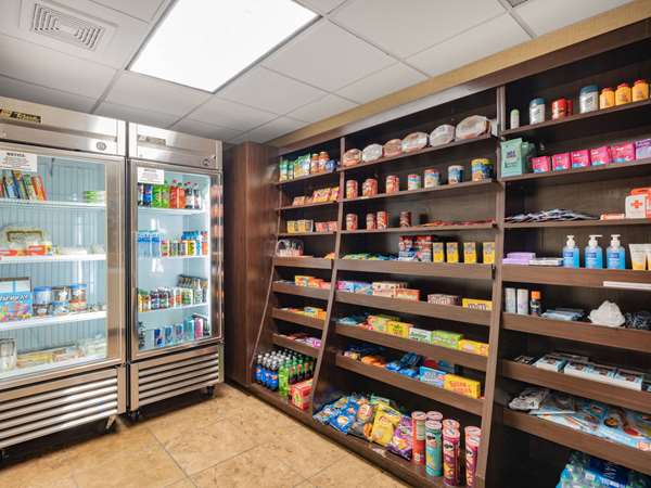  - Hawthorn Suites by Wyndham Dickinson - I-94, Exit 59