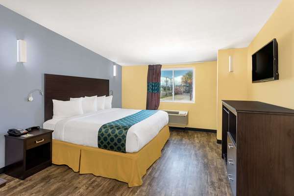  - Days Inn Pontchartrain New Orleans - I-10, Exit 239