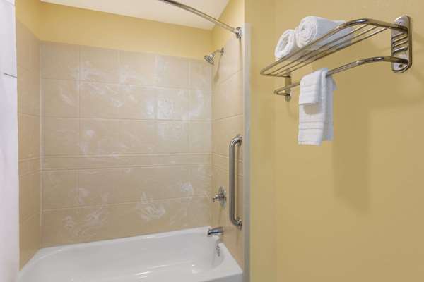  - Days Inn Pontchartrain New Orleans - I-10, Exit 239
