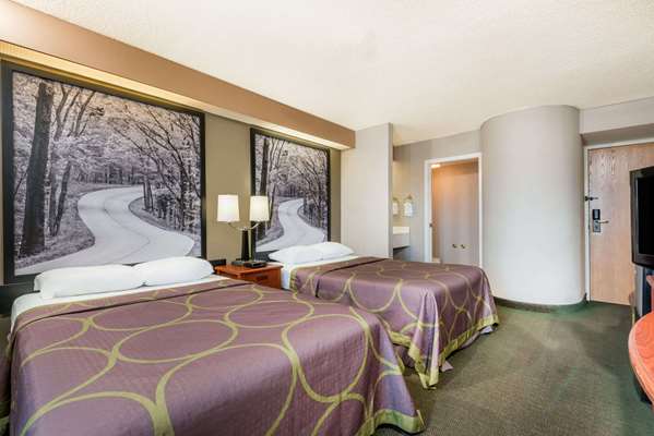  - Super 8 Hotel Jasper