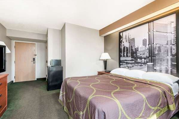  - Super 8 Hotel Jasper