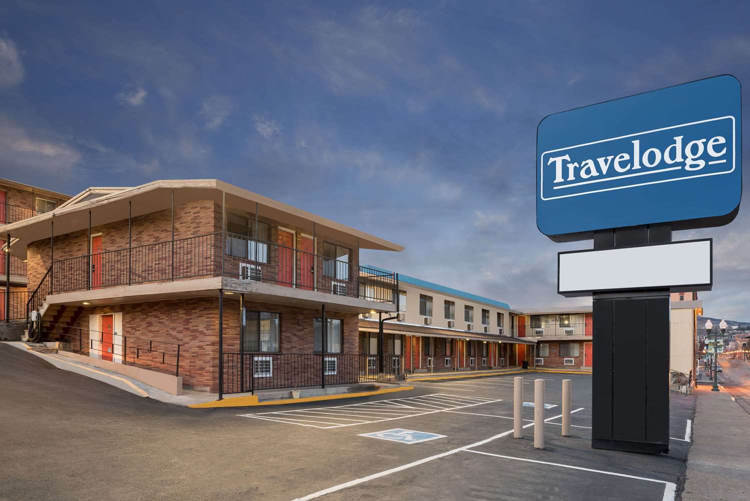 Travelodge Klamath Falls, OR See Discounts