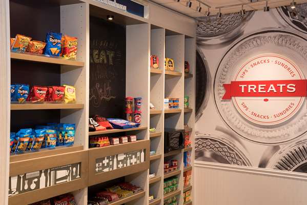 Restaurant - Hampton Inn & Suites Woodfield Mall Schaumburg