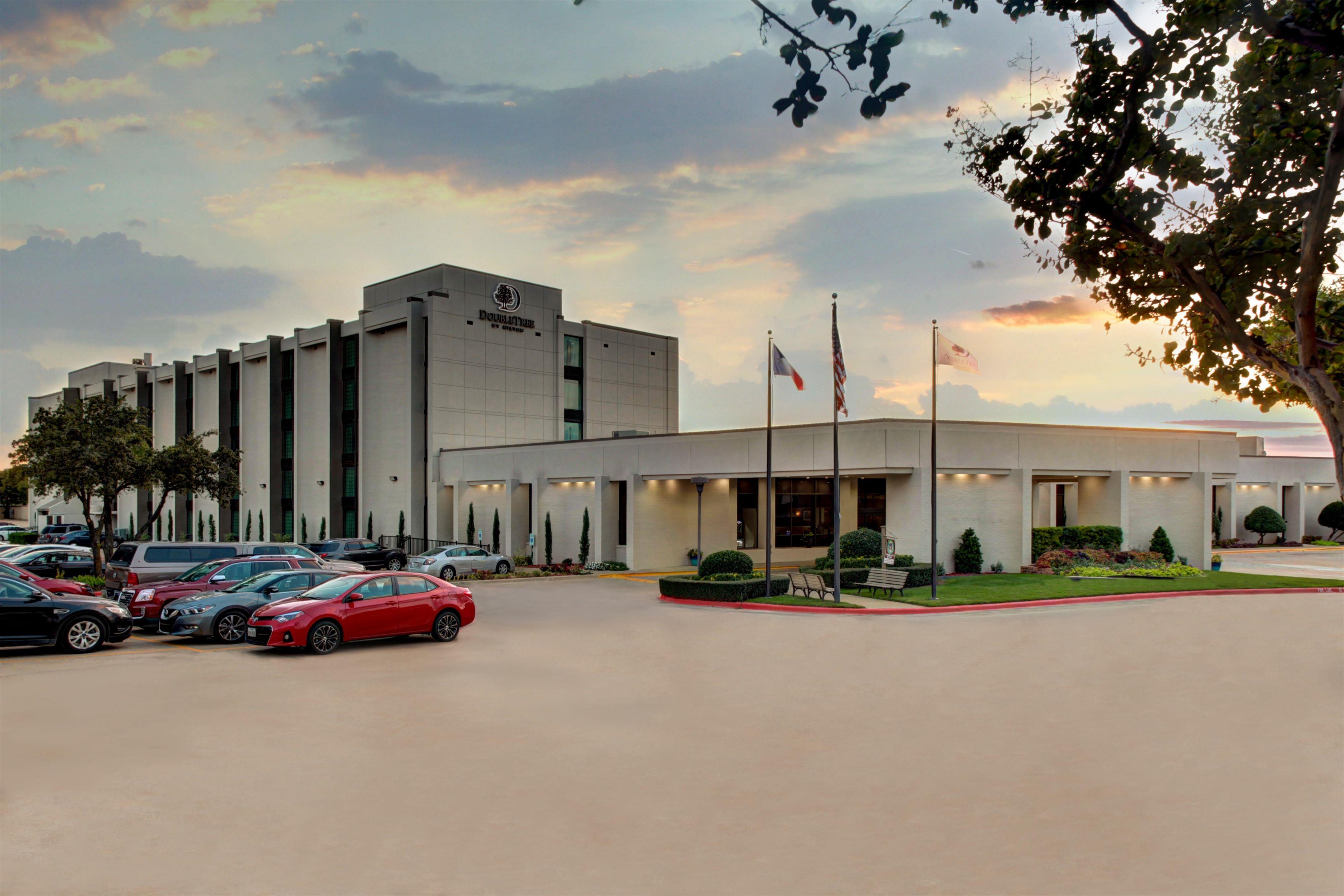 Exterior | DoubleTree by Hilton Hotel Arlington DFW South