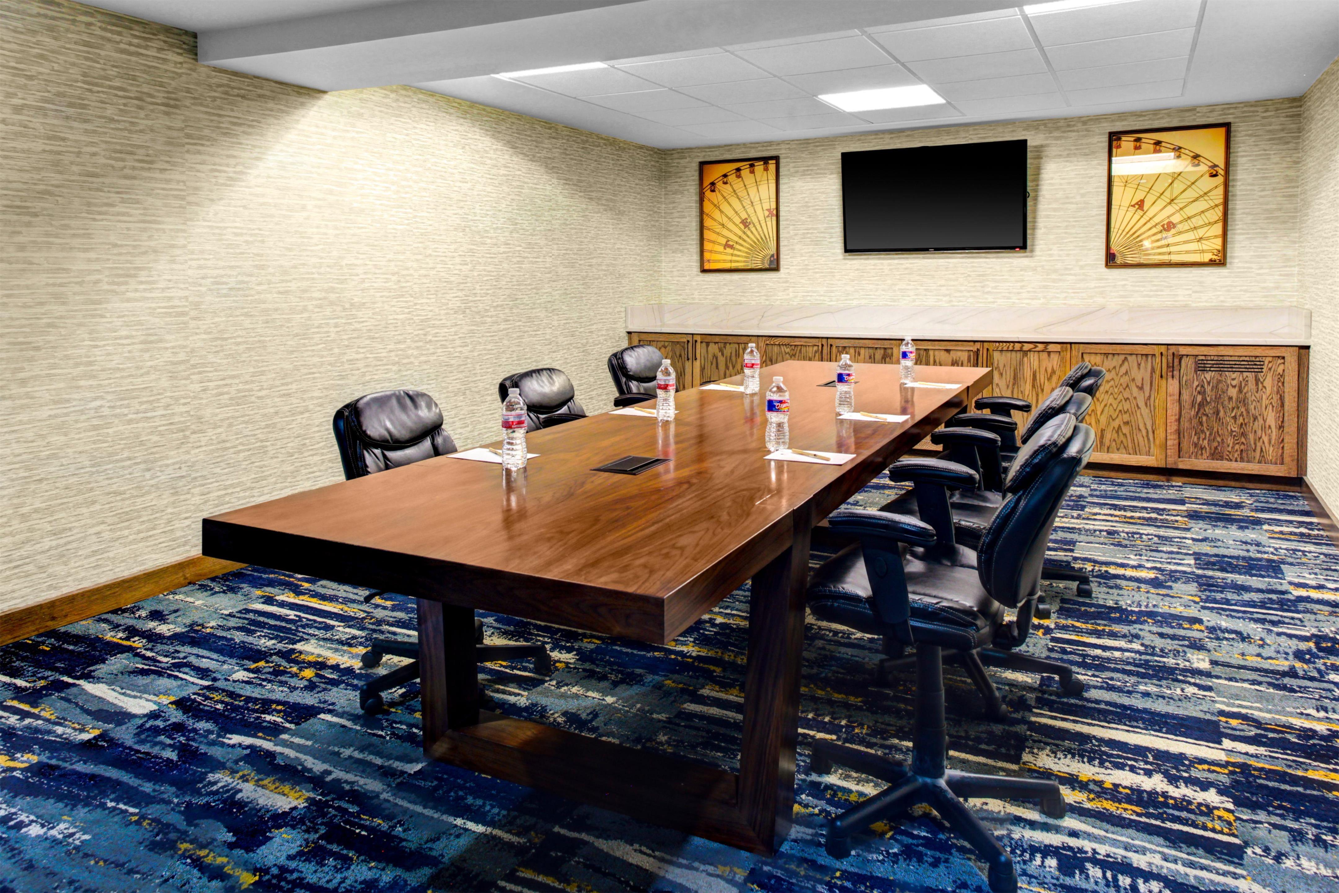 Meeting Room | DoubleTree by Hilton Hotel Arlington DFW South