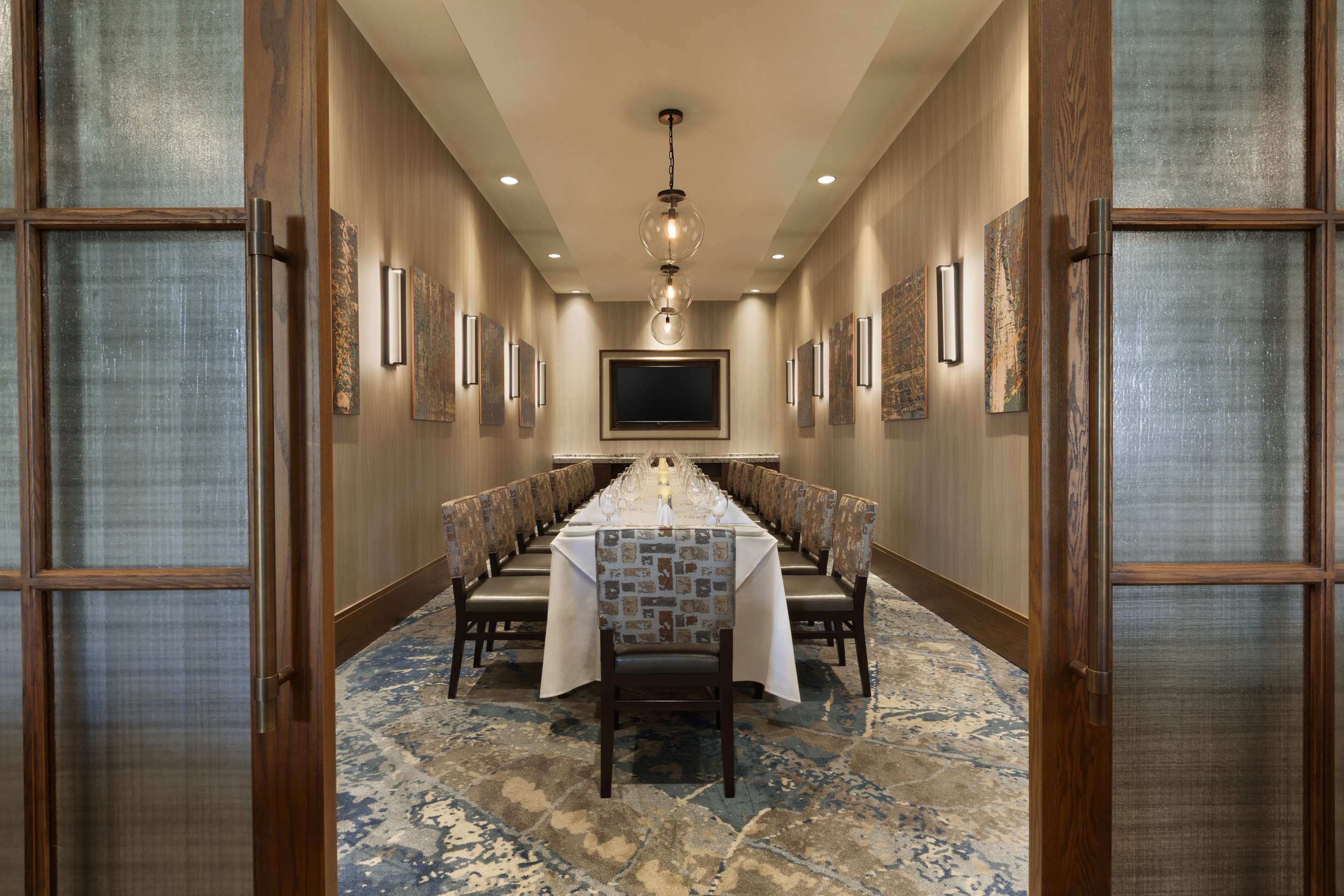Restaurant | Embassy Suites by Hilton Greenville Downtown Riverplace