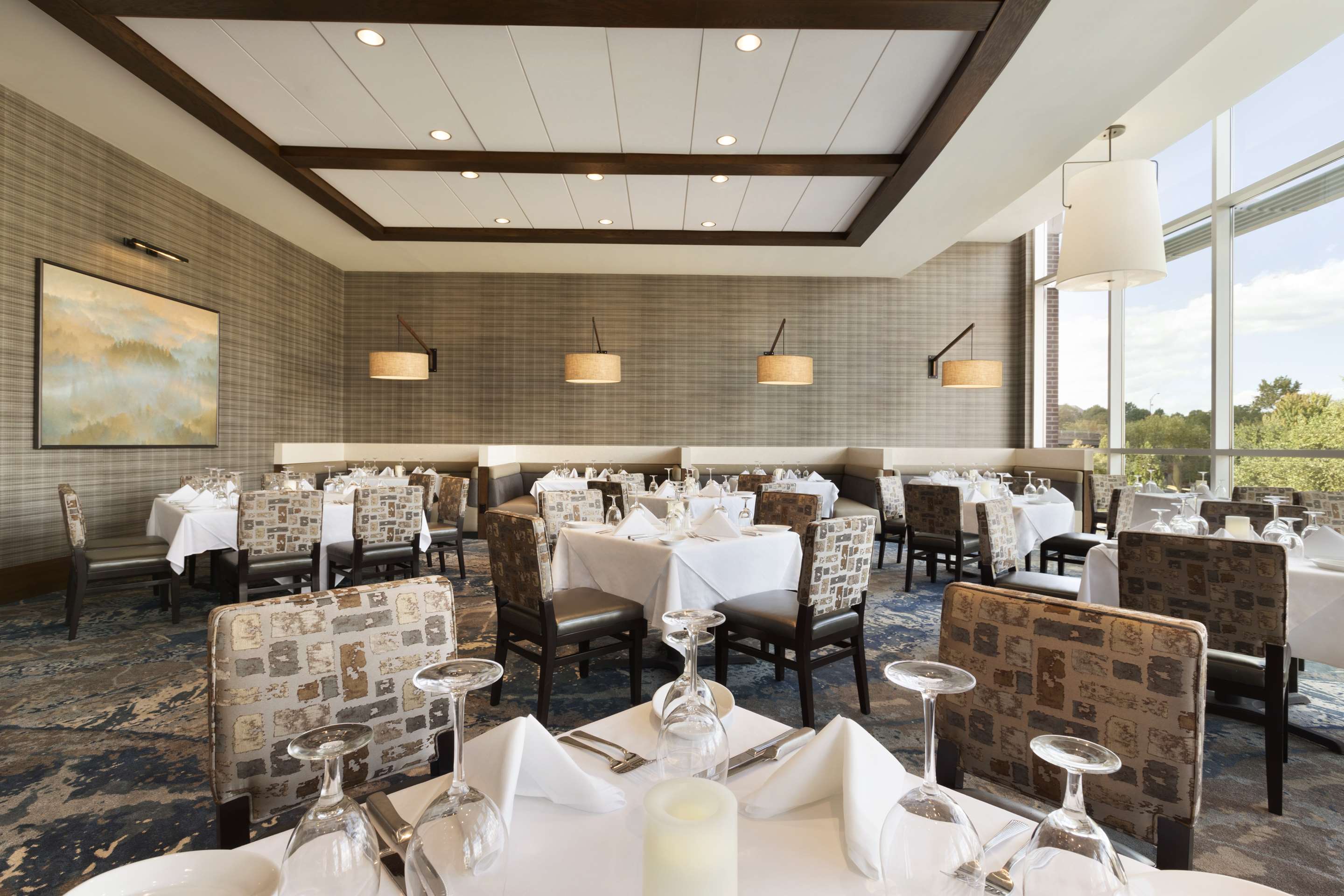 Restaurant | Embassy Suites by Hilton Greenville Downtown Riverplace