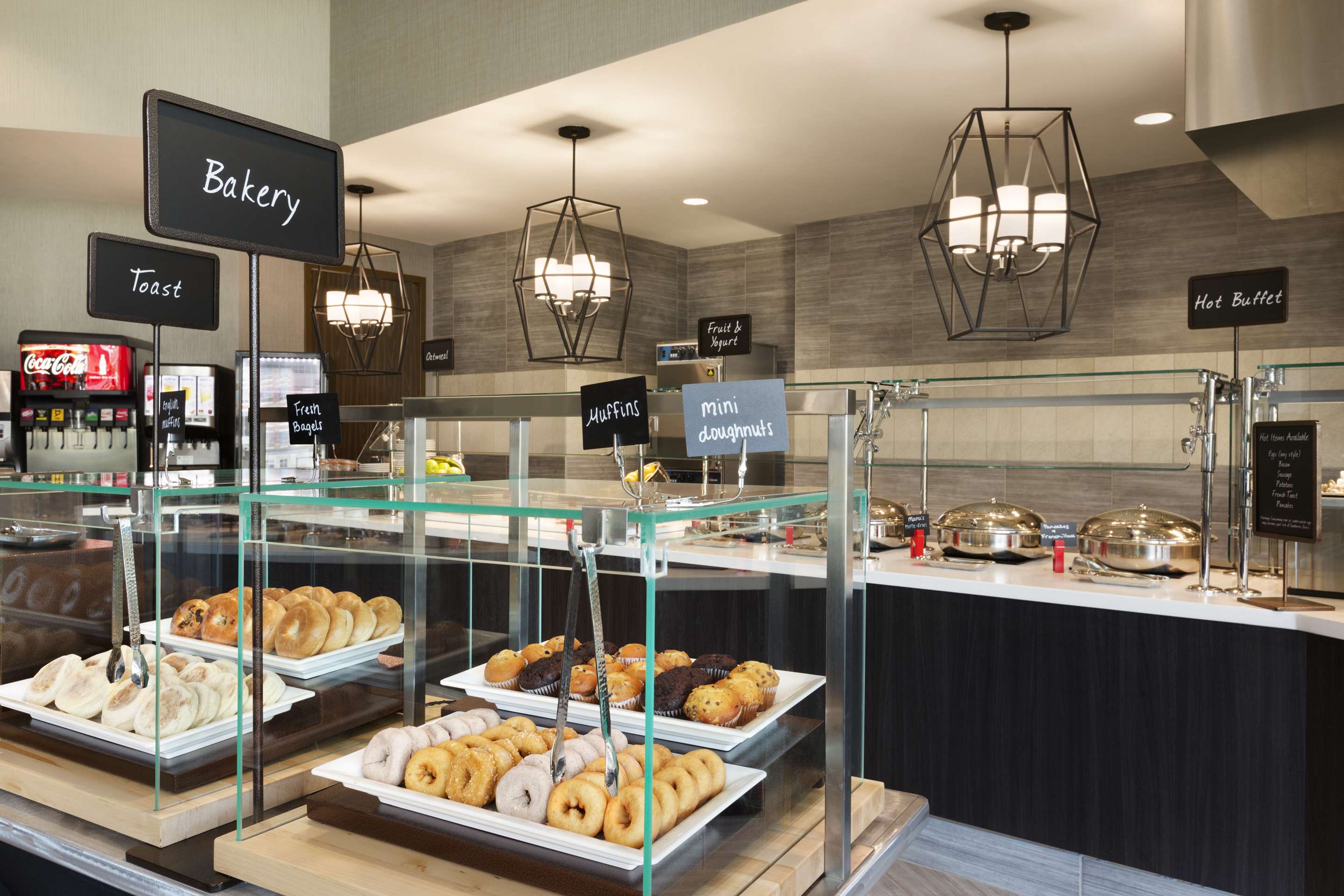 Restaurant | Embassy Suites by Hilton Greenville Downtown Riverplace