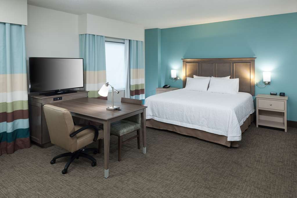 Hampton Inn & Suites by Hilton Carolina Beach Oceanfront Room Type - 1K STU STE C V W HEAR ACC