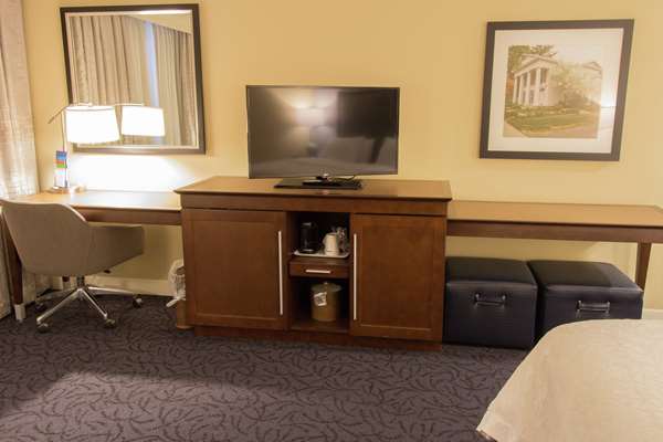  - Hampton Inn & Suites Cazenovia